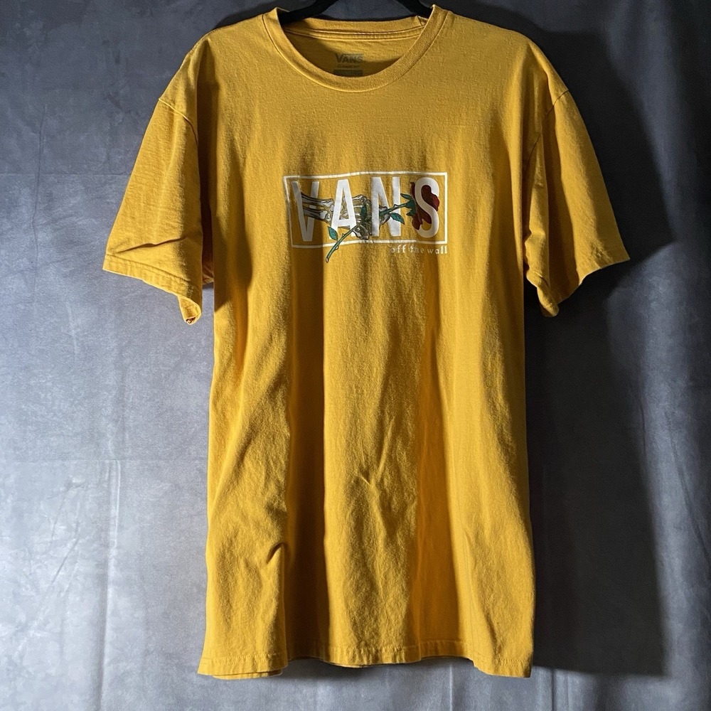 Vans T-shirt Men's‎ Yellow Logo Rose/Skeleton Hand T-shirt Size Large